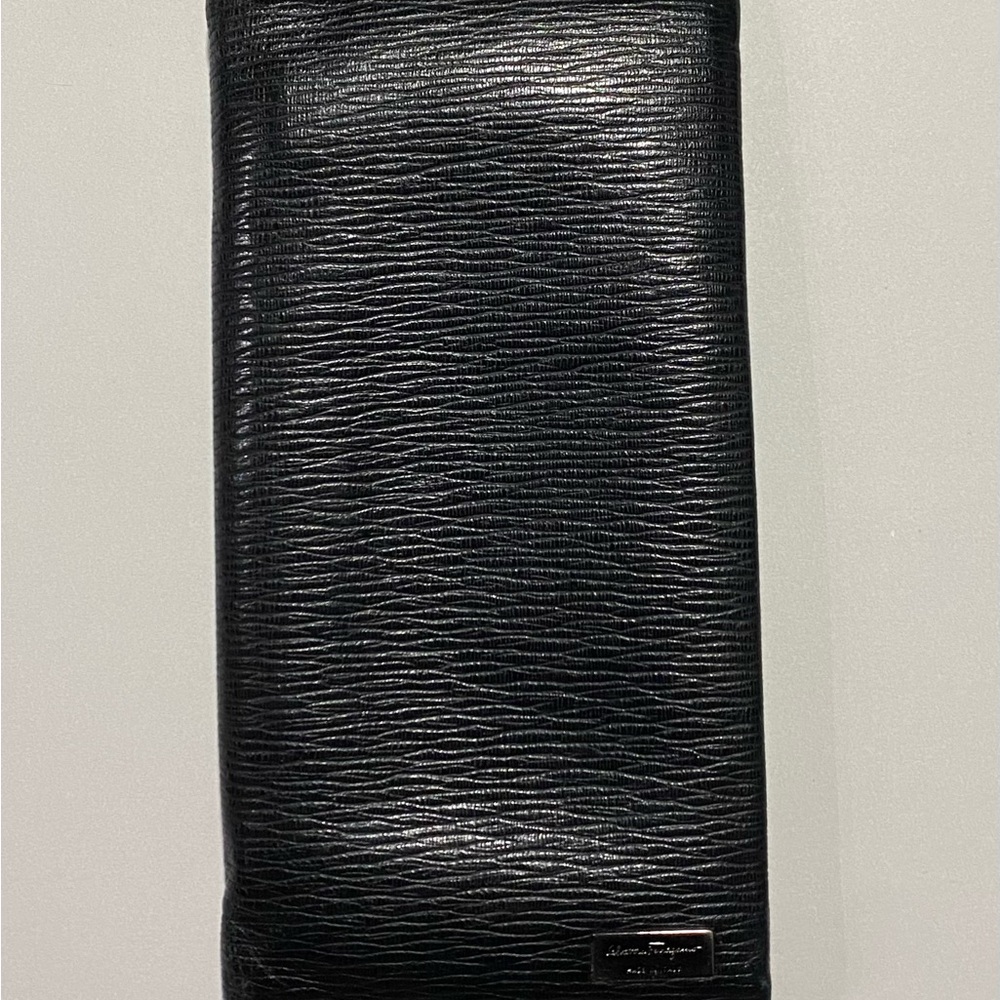Salvatore Ferragamo Black Wallets Luxurious Leather Design